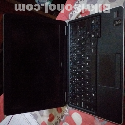 Dell LATITUDE e7240